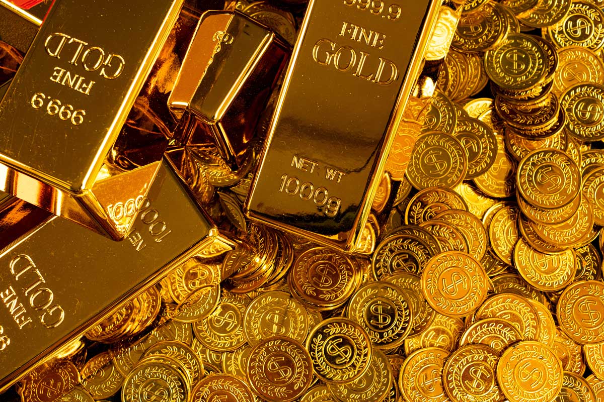UBS Predicts Gold Recovery on Strong Fundamentals, Sets Year-End Target at $5,900