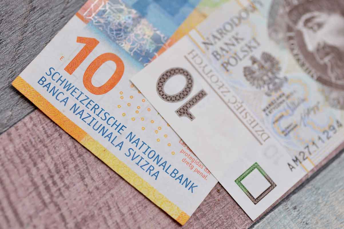 Barclays Predicts Swiss Franc Will Strengthen Despite SNB's Cautious Approach